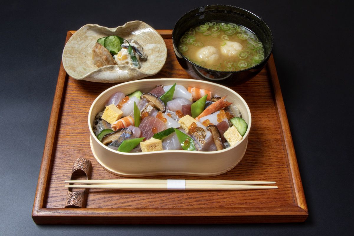 季節魚のばらちらし御膳